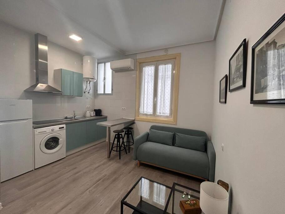 Apartment Cozy In Gran Via For 4 People.s2a3 Madrid
